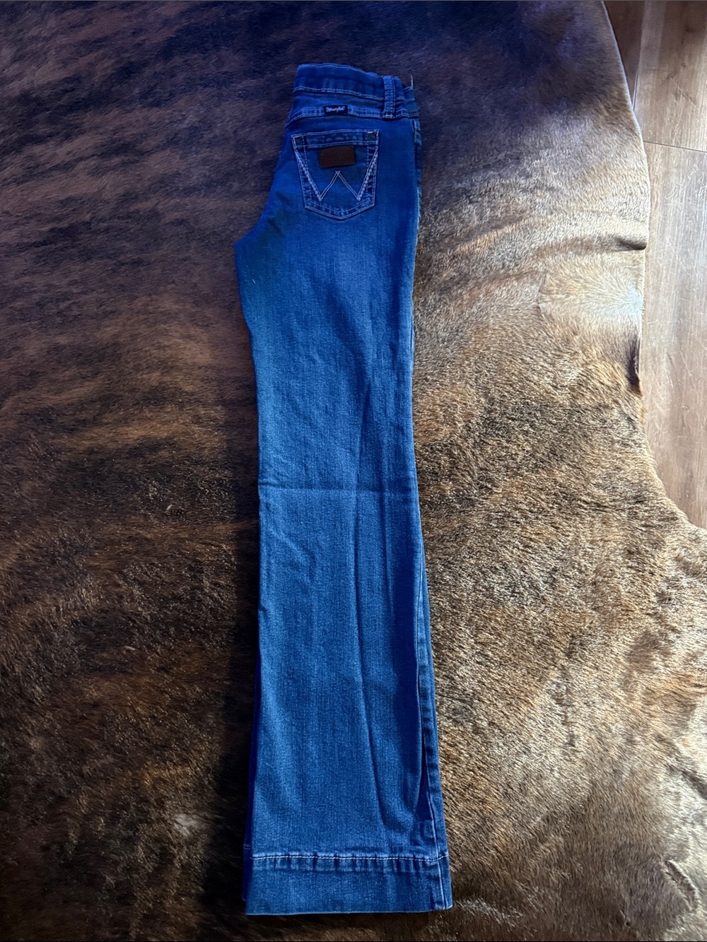 Wrangler Women's Flare Jeans - Deep Blue Wash